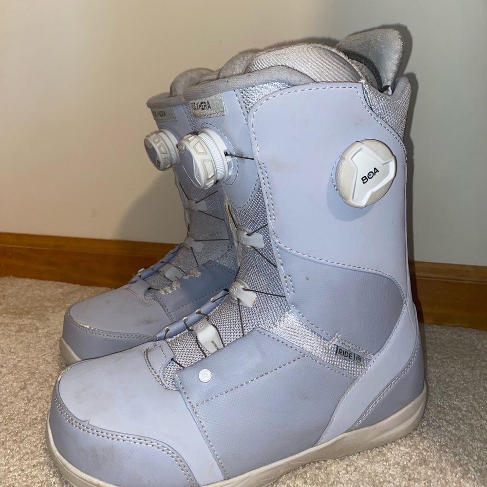 Ride Hera Women’s Snowboard Boots size 8